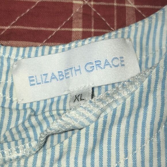 3/$15 Elisabeth grace thin Striped blue sleeveless top peplum keyhole size XL - Picture 2 of 8